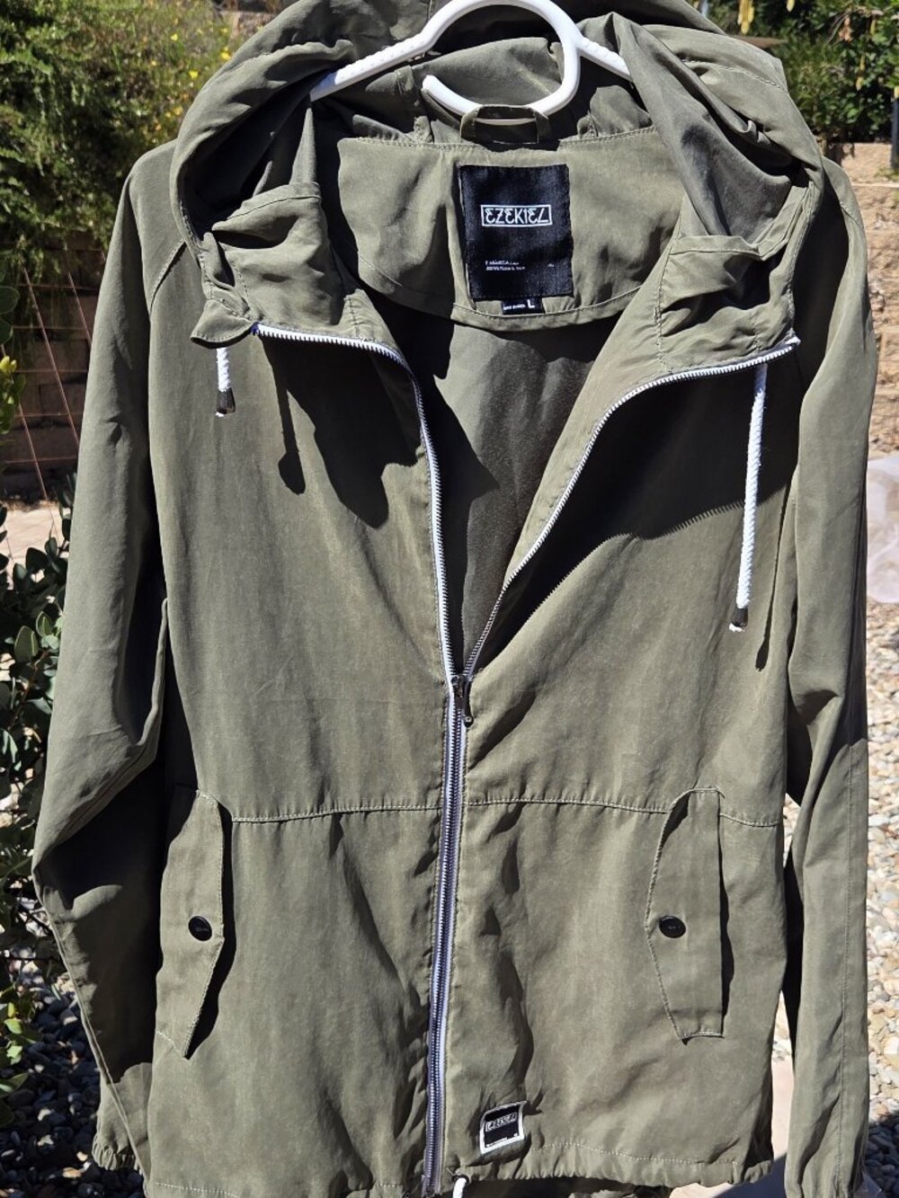 Ezekiel Olive Jacket Mens Large Hooded Full Zip Mid Weight Pockets